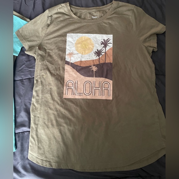 Sonoma Graphic Short Sleeve Graphic Tees, Bundle of 4 Women’s Size Large - Picture 10 of 11